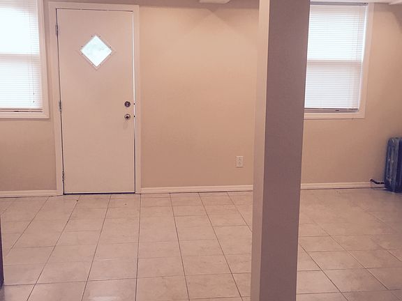 3rd image of 17038 Foch Blvd