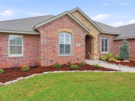 2nd image of 3009 Stephanie Ln