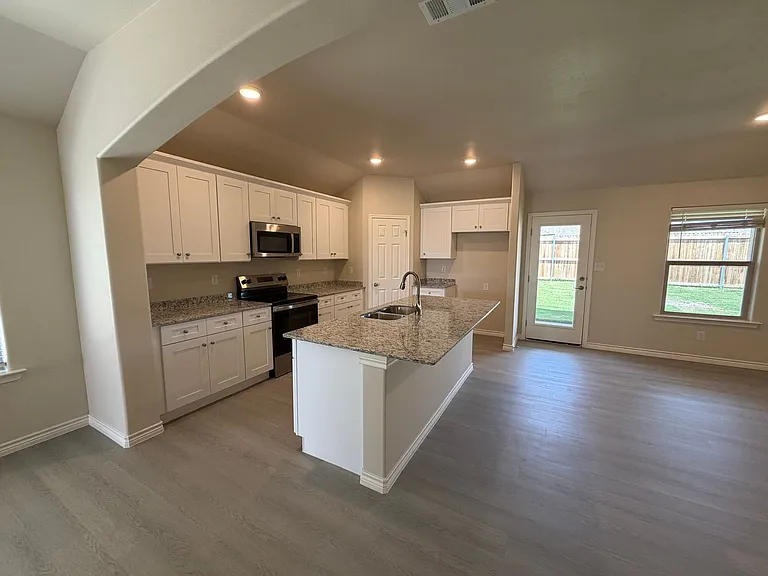 1300 Bajada St — Photo 5