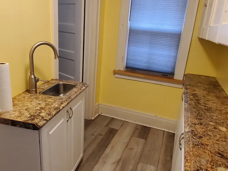 184 Saint James Pl #3 — Photo 6