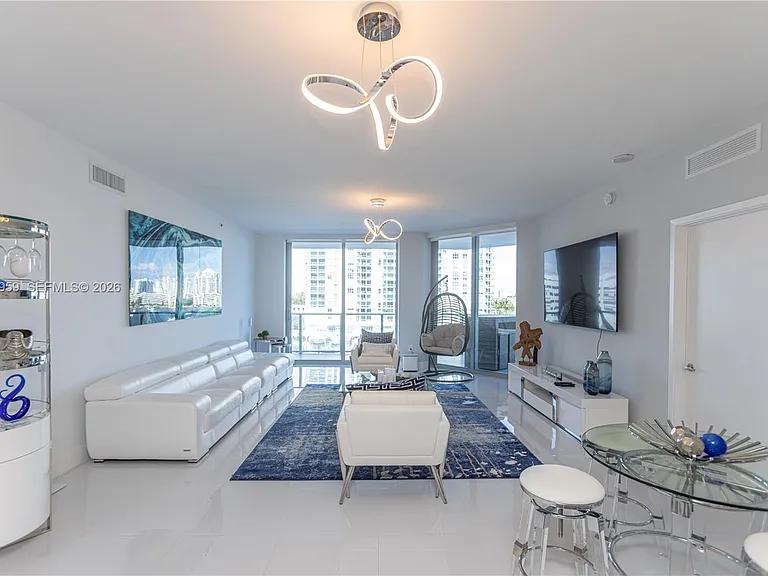 17111 Biscayne Blvd #505 — Photo 23