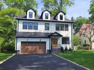 35 Crescent Rd, Livingston, NJ, 07039