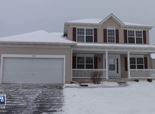 2367 Amsterdam Cir, Montgomery, IL 60538