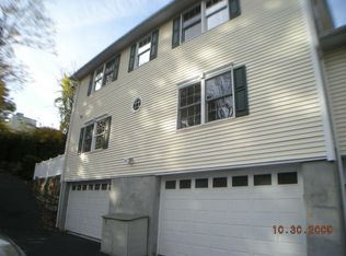 40 Prospect St #2, Greenwich, CT 06830
