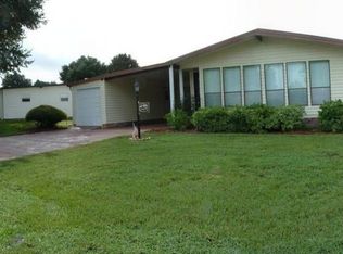 1104 W Boone Ct, Lady Lake, FL 32159