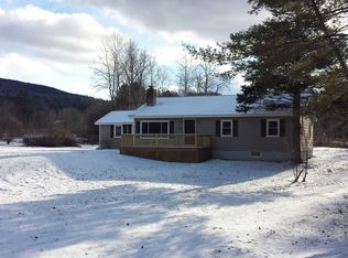 16 Brook Rd, Orford, NH 03777