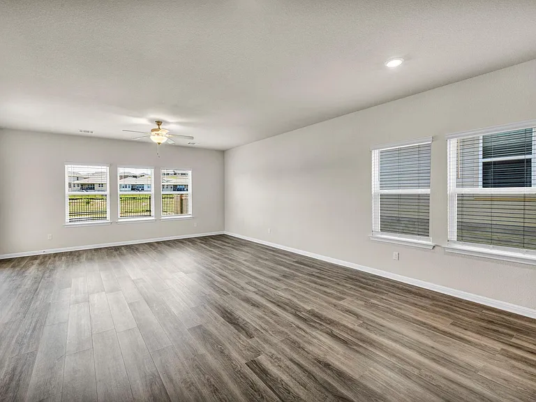 393 El Capitan Loop — Photo 13