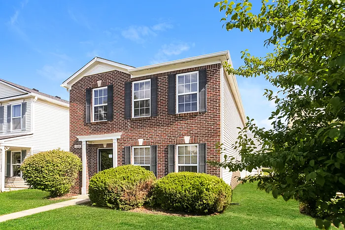 3 bed, 2.5 bath, 2482 sqft, $2,145 — Photo 4