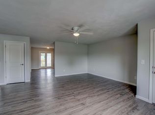 821 Park Entrance Pl APT 5, O'Fallon, IL 62269