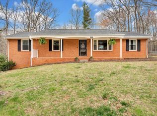 414 Pin Oak Dr, Blue Ridge, VA 24064