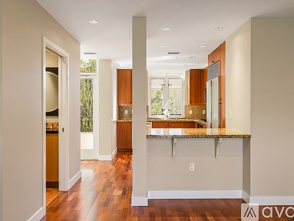 5th image of 781 W G St W #4