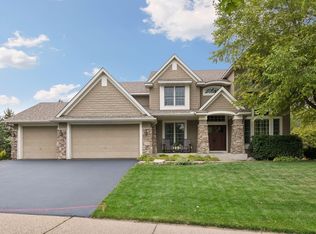 1640 Field Dr, Victoria, MN 55386
