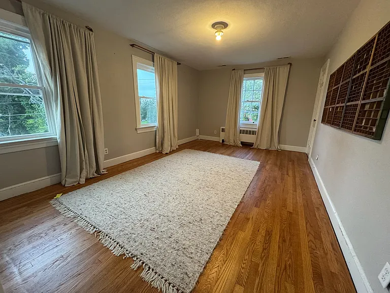 1107 Cosby St — Photo 5