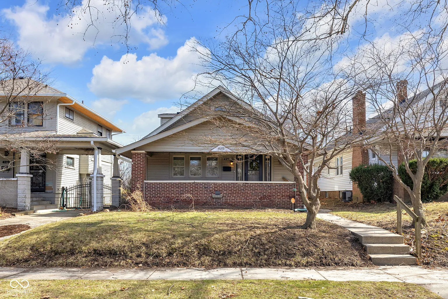 425 N Bosart Ave photo 1