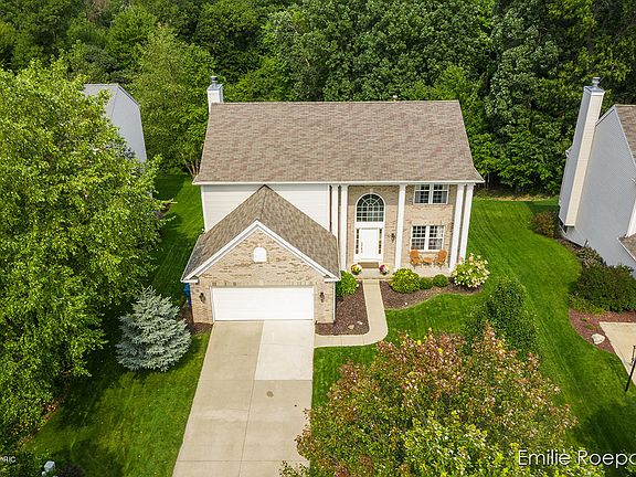 2nd image of 2033 Friesian Ct NE