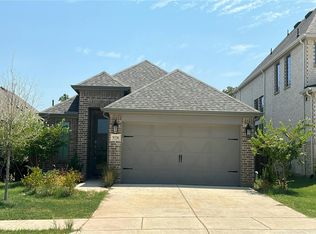9336 Buckeye Bnd, Oak Point, TX 75068