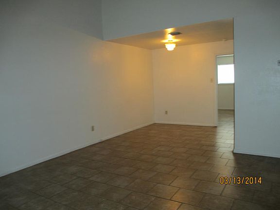 2nd image of 5725 Crestmore Dr