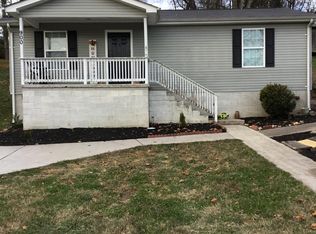 900 McAdoo St, Clinton, TN 37716