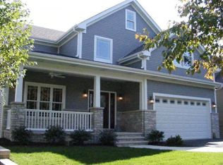 3S647 Melcher Ave, Warrenville, IL 60555