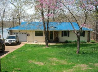 906 Edgewater Rd, Horseshoe Bend, AR 72512