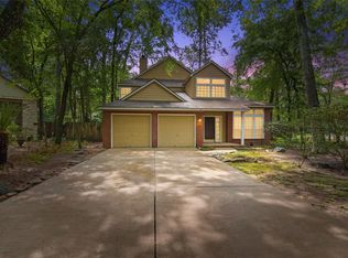 2 Hidden Deer Corner Ct, Spring, TX 77381