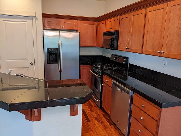 10785 SW 135th Ave — Photo 3