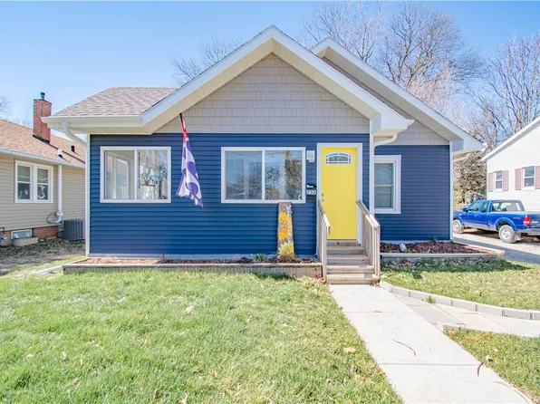 732 27th St, Des Moines, IA 50312