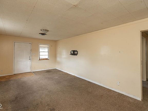 2nd image of 3049 S Holt Rd