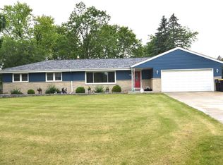 8383 N 50th St, Brown Deer, WI 53223