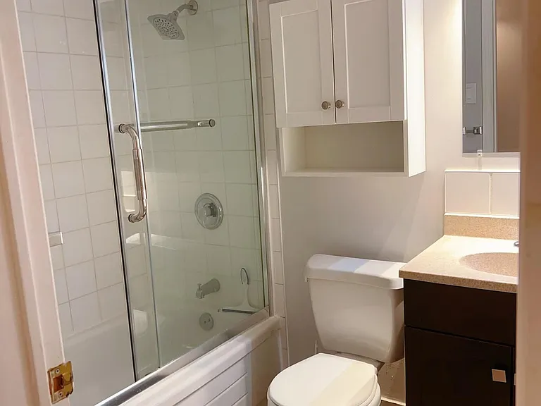 297 Vaughan Rd #C — Photo 12