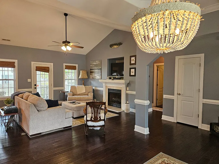 142 Shellbank Dr — Photo 11