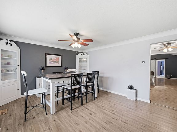 5th image of 5670 S Rowena Ct