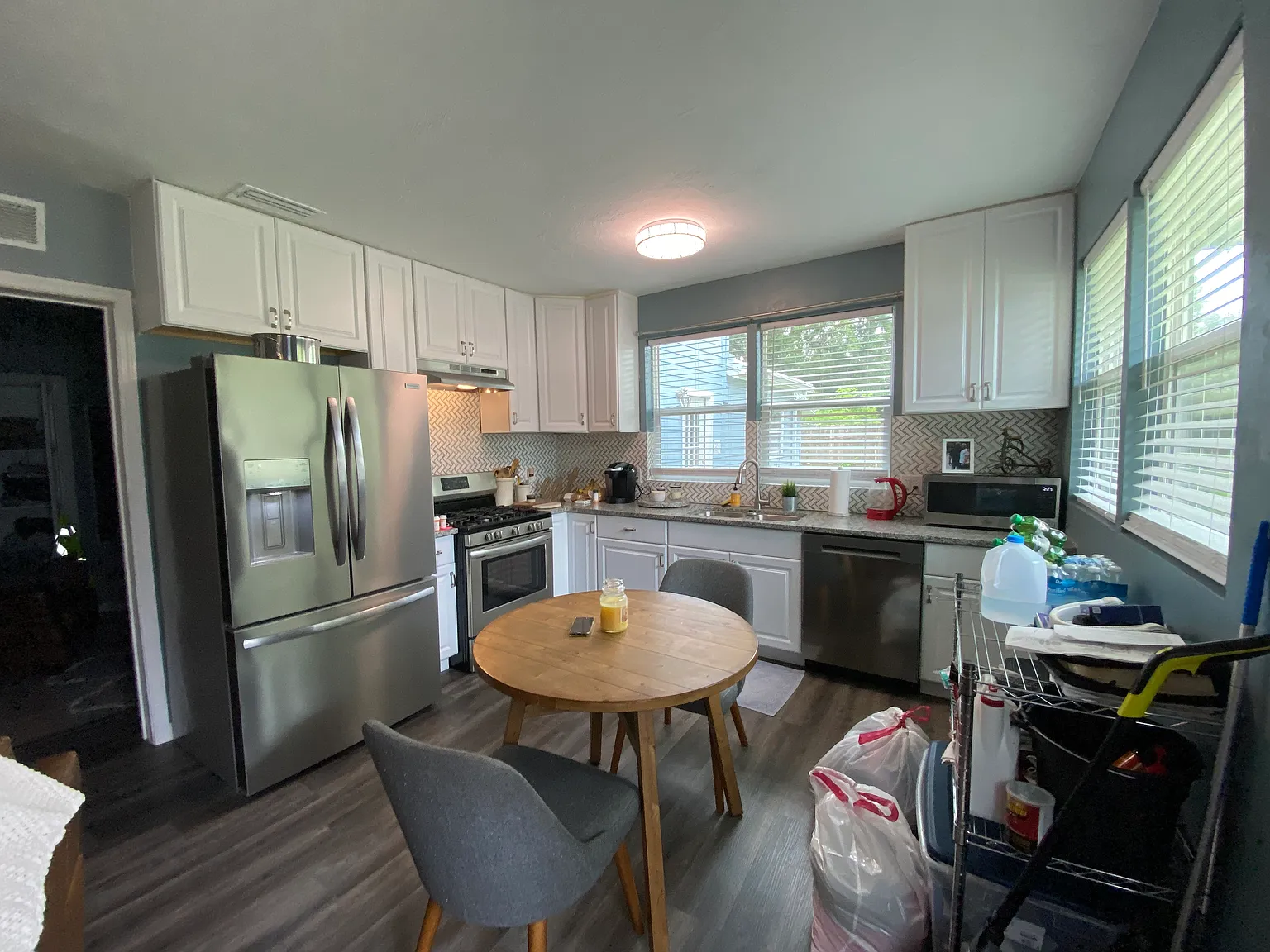 2 bed, 750 sqft, $1,600 — Photo 4