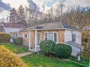 186 Penn Manor Rd, Irwin, PA 15642