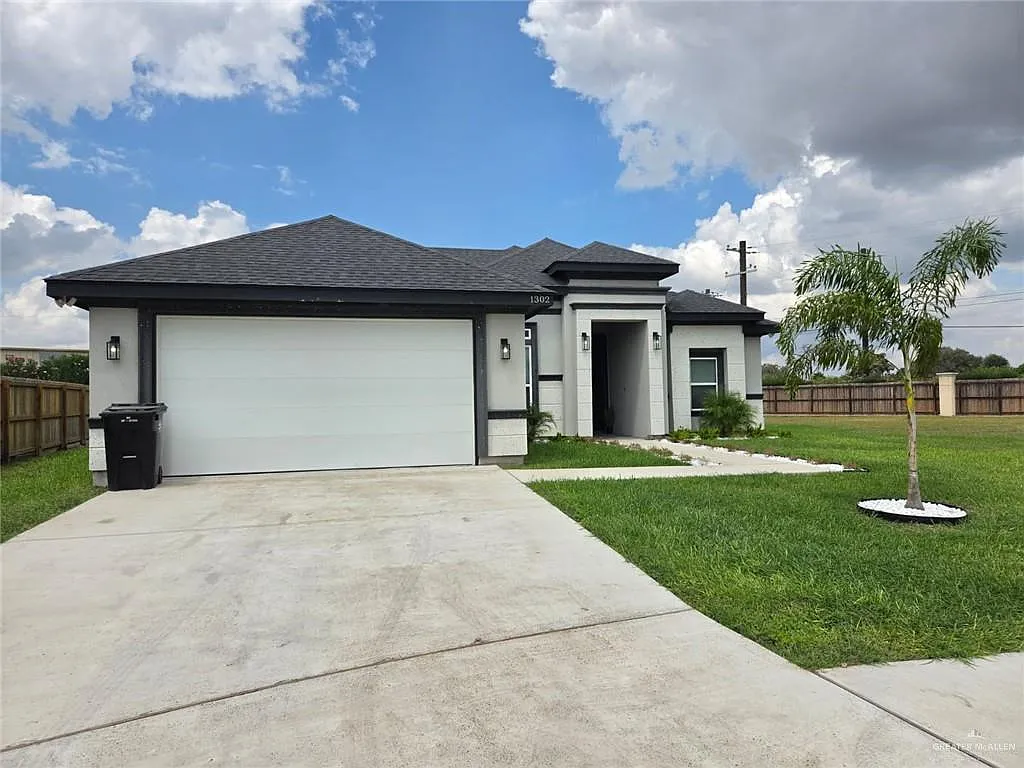 4 bed, 3.0 bath, 2154 sqft, $2,300 — Photo 2