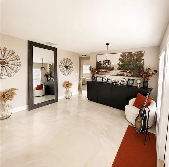 4245 NE Sunset Dr — Photo 3
