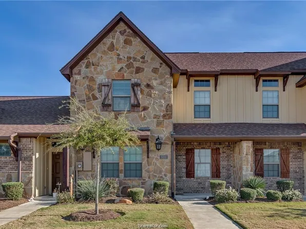 3211 Papa Bear Dr, College Station, TX 77845