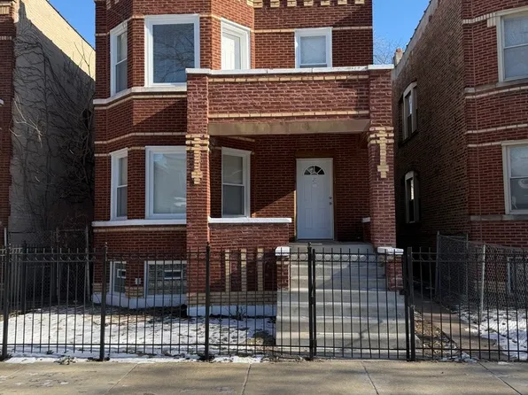 1019 N Leamington Ave, Chicago, IL 60651