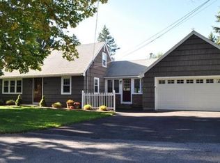 17 Armstrong Dr, Westborough, MA 01581