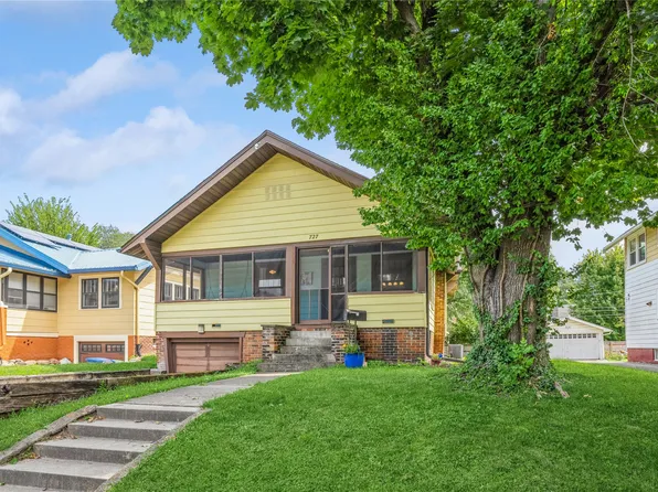 727 36th St, Des Moines, IA 50312