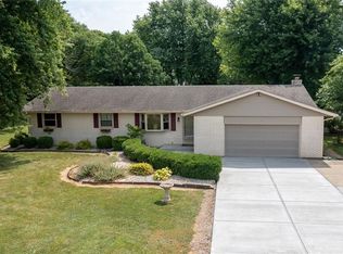 10532 Putnam Rd, Englewood, OH 45322