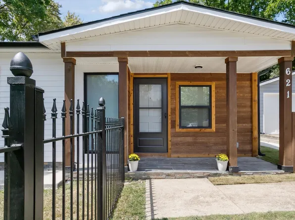 621 N Elm St, Lancaster, TX 75146