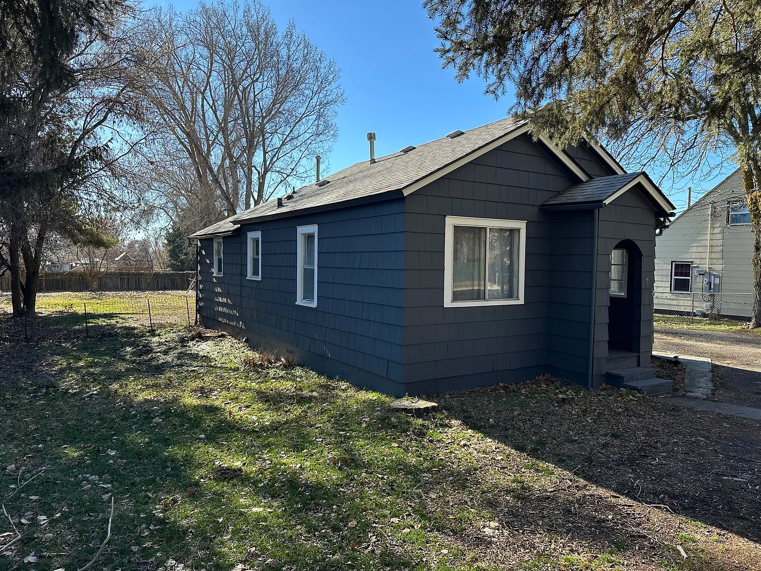 3228 Shasta Way photo 1