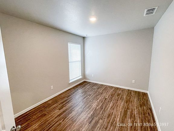 5th image of 2104 Langford Ave #A