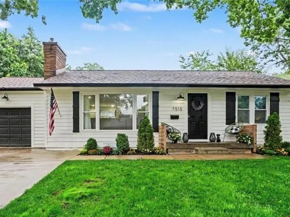 7515 Juniper Dr, Prairie Village, KS 66208