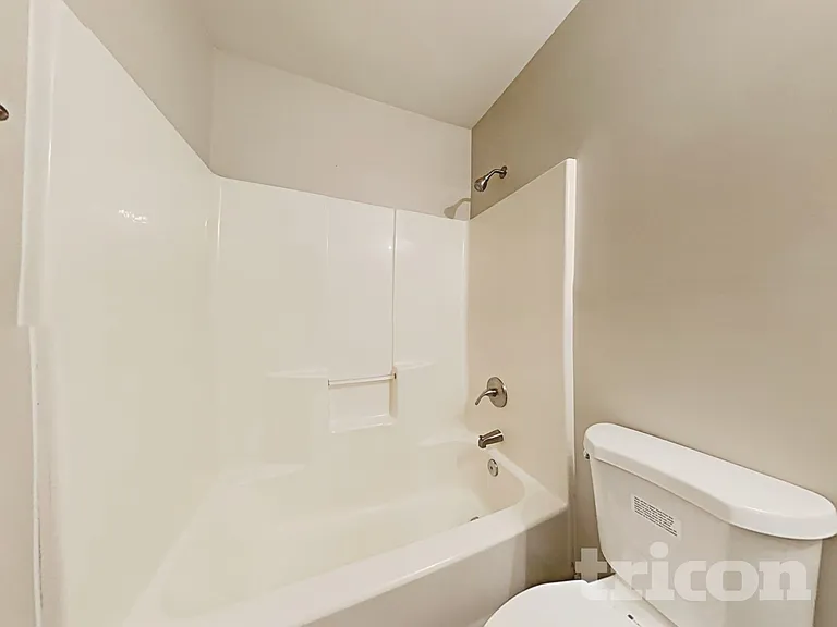 7715 Hidden Creek Dr — Photo 13