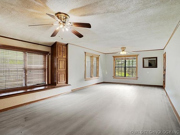 5th image of 1103 N 5th Ave