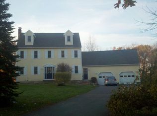 134 Chace Hill Rd, Sterling, MA 01564