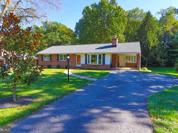 10225 Green Clover Dr, Ellicott City, MD 21042