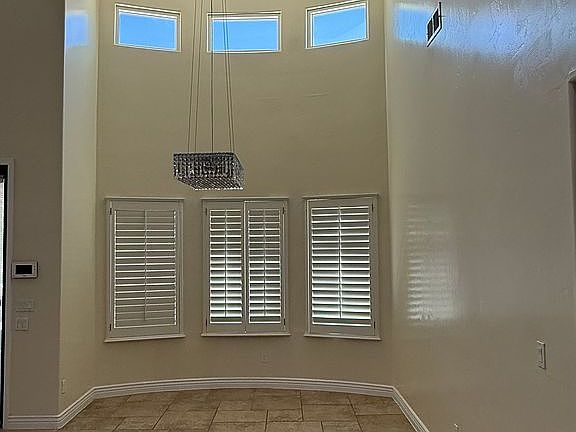 4th image of 1140 Boundary St